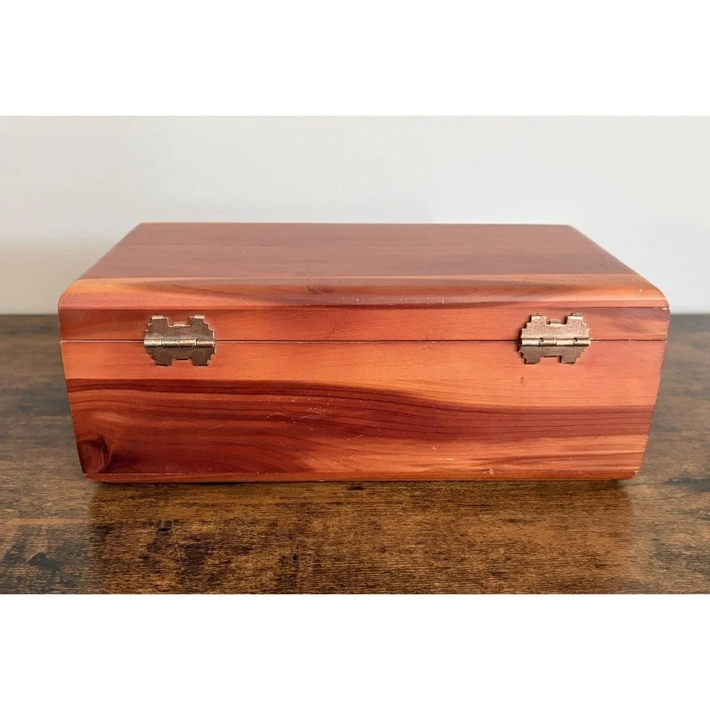 Vintage Lane Mini Cedar Chests Trinket/Jewelry Box, Without Key  Decorative